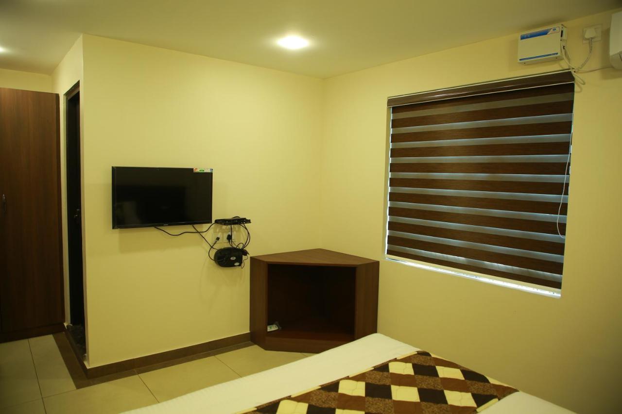 Kalathil Tourist Home Kunnamkulam エクステリア 写真